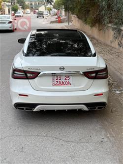 نيسان ماكسيما